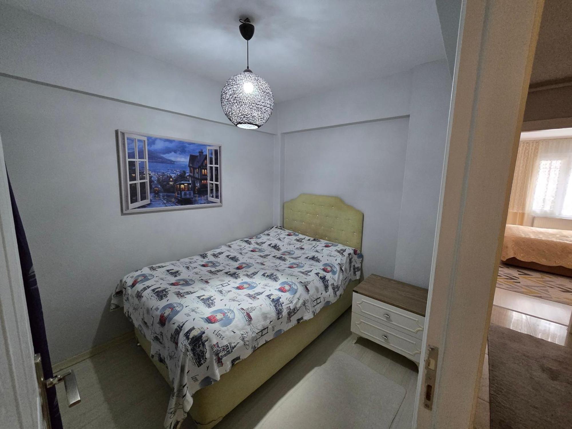 Апартаменты 3+1 , Historical Elevator, Warm House Next To Sea Измир Экстерьер фото